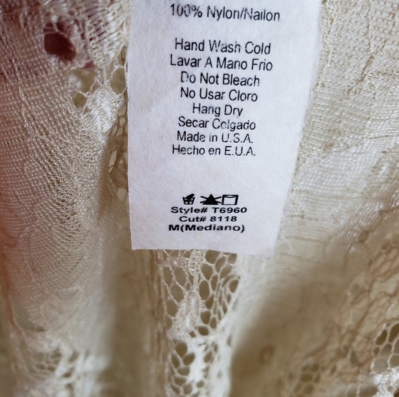 Lace blouse - Picture 5 of 8